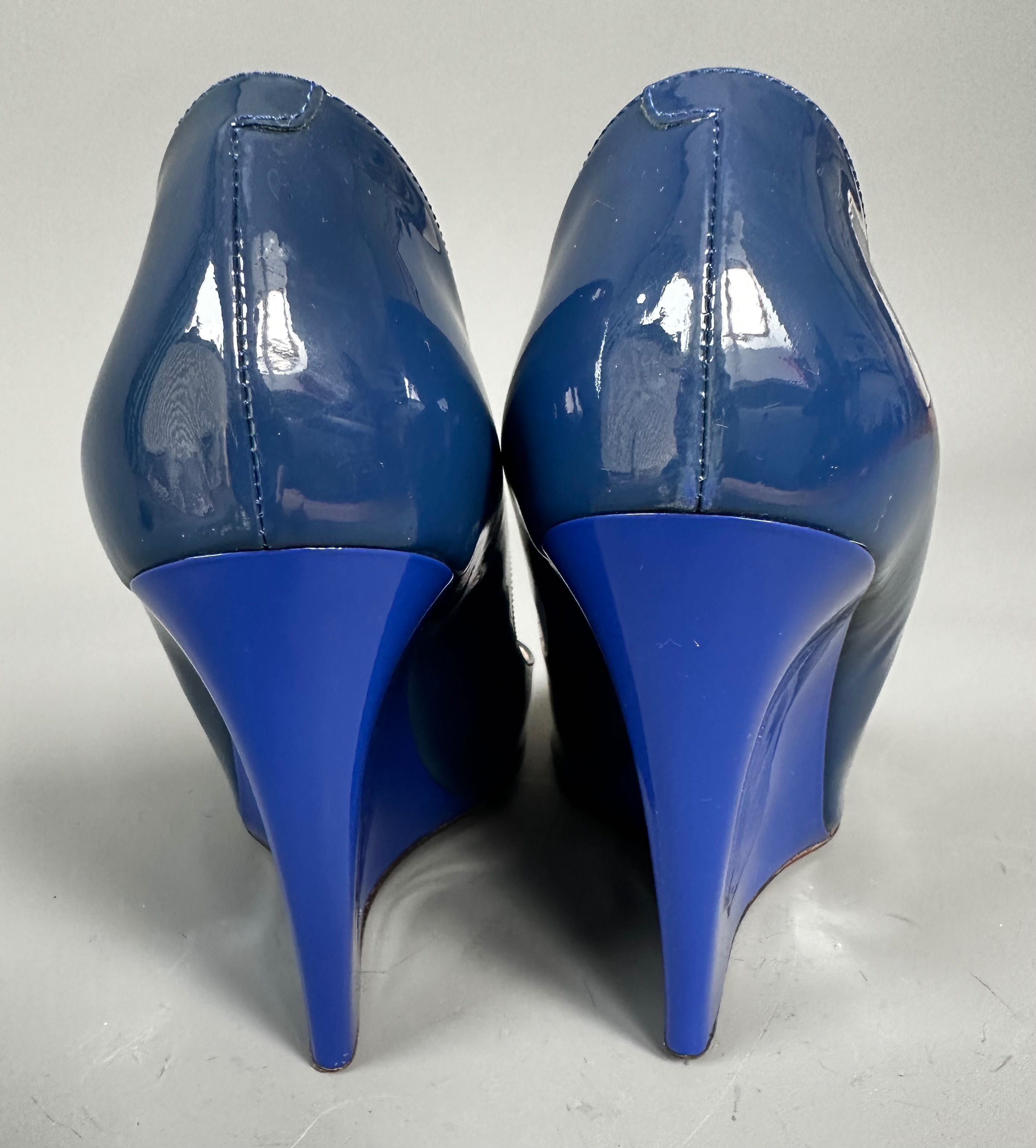Jimmy Choo koturny buty wysokie niebieskie lakierowane 41