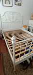 Cama de ferro Ikea (com estrado e trave)