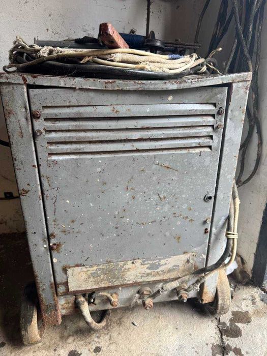Сварочний апарат трех фазний