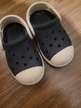 Granatowo białe crocsy rozmiar 6
