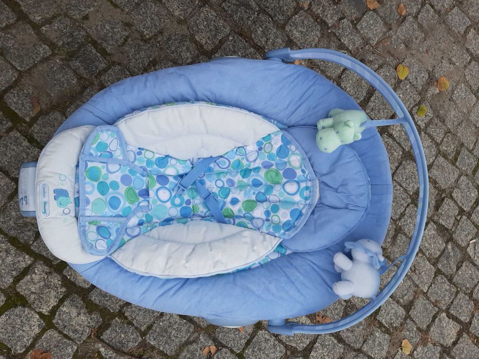 Leżaczek huśtawka bujaczek kołyska Kids II dla niemowląt dziecka
