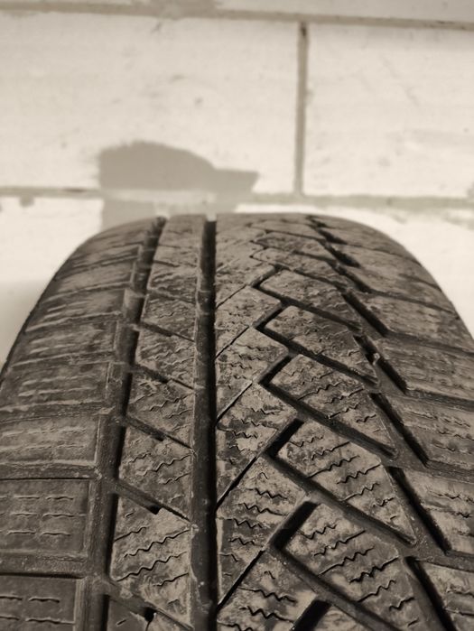 Opony zimowe Continental 225/40 R18 Montaż Wysyłka