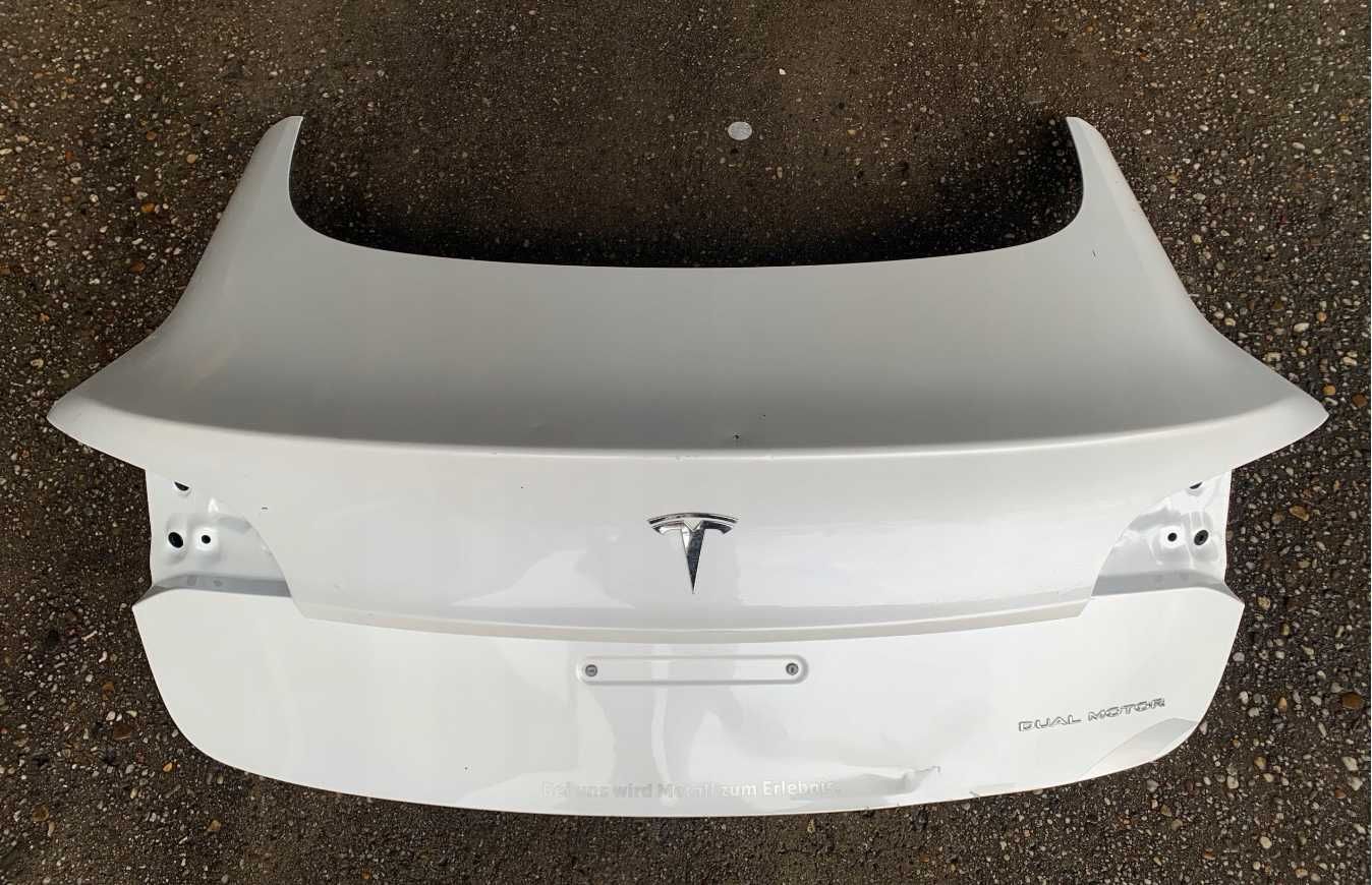 Tesla model З рестайлинг Крышка багажника Ляда