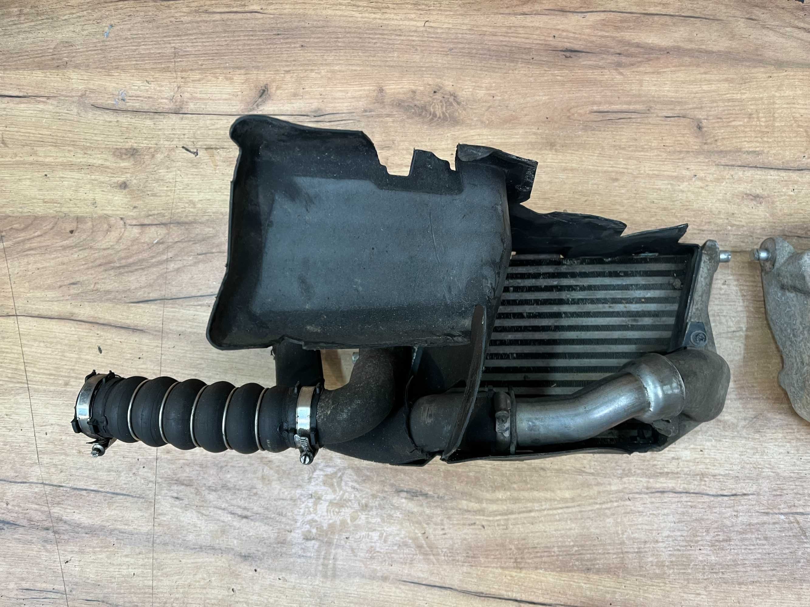 Intercooler lewy prawy Audi A8 D3