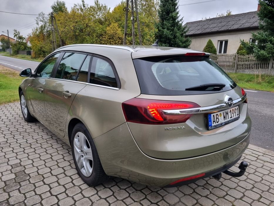 Opel Insignia lift 1.4 Turbo 140km 2016 rok kombi z Niemiec