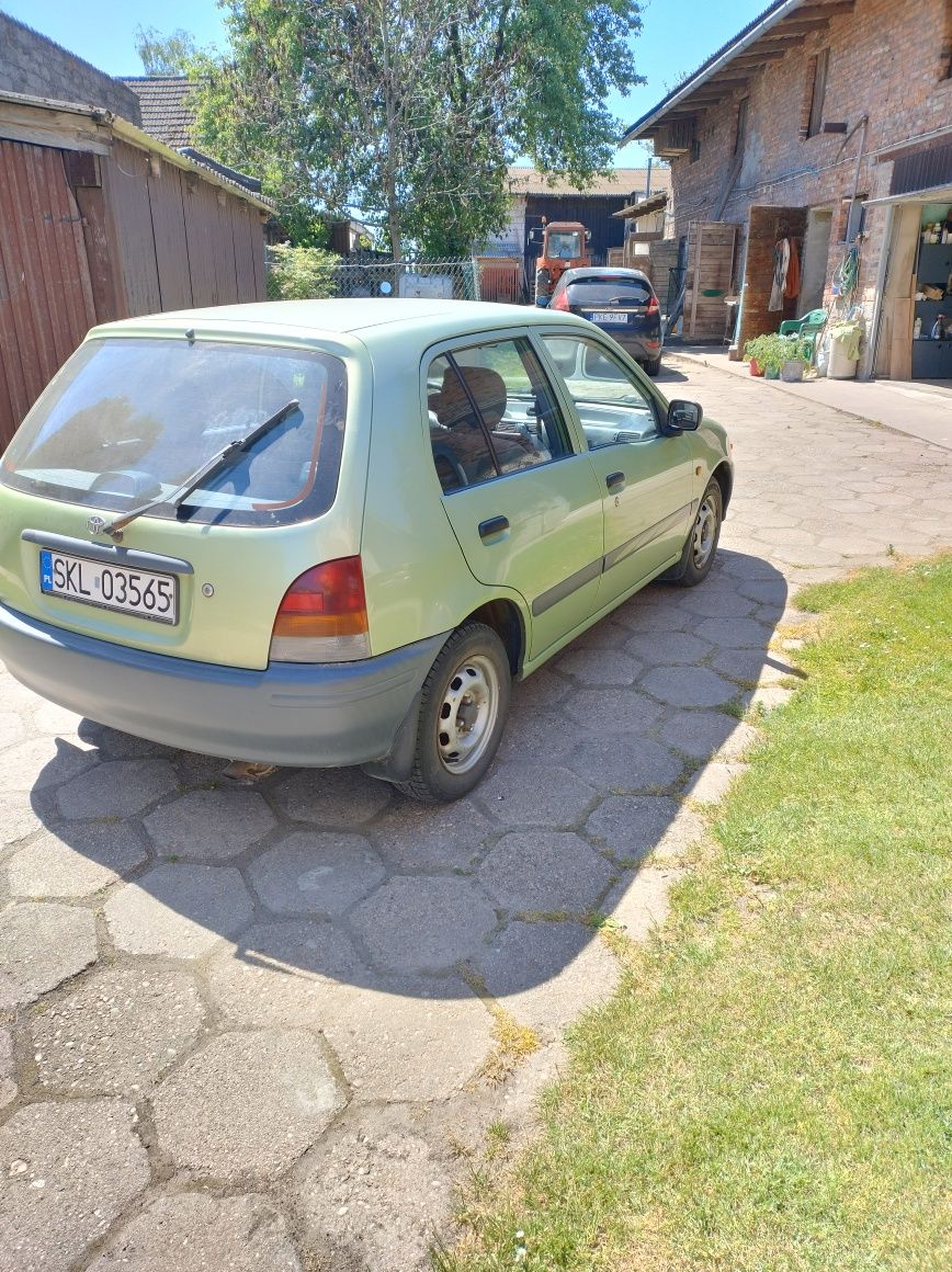 Sprzedam Toyotę Starlet