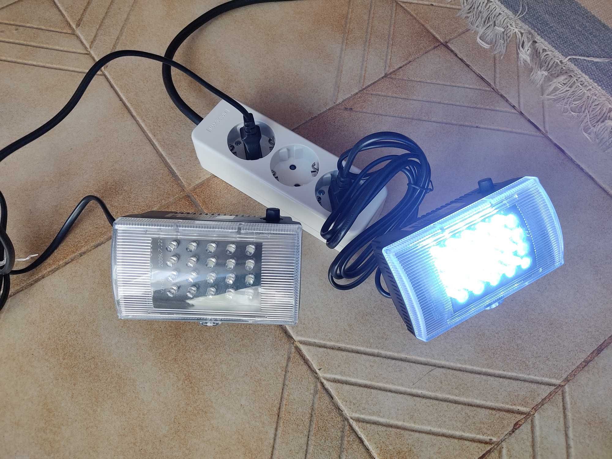 Dois Strobs Led Flash com velocidade ajustável