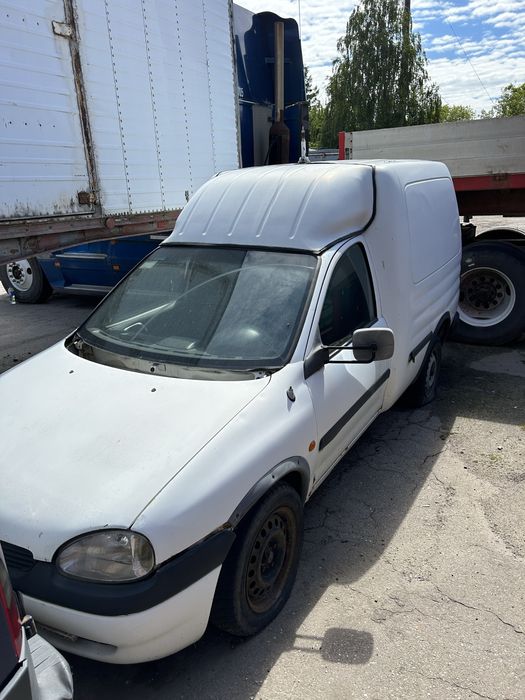 Opel Combo легковий 2000 рік
