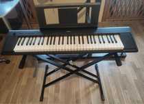 Цифрове піаніно Yamaha Piaggero NP-12 синтезатор