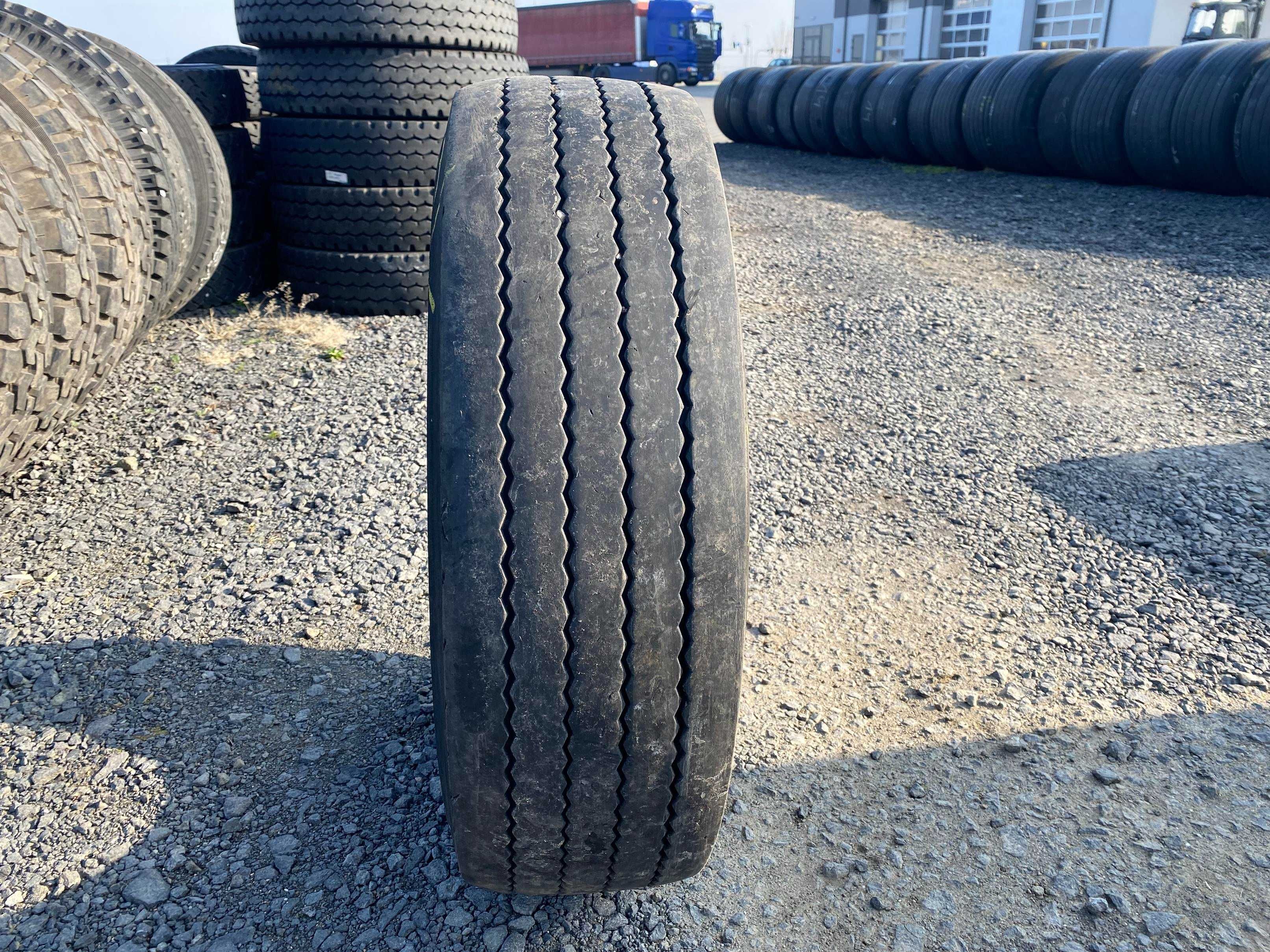 Opona 235/75R17.5 CONTINENTAL HYBRID HS3 Przód 8-9mm