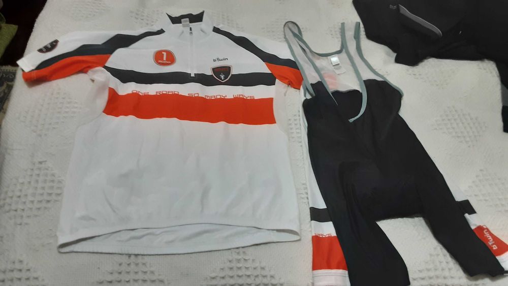 Equipamento ciclismo como novo 4 peças roupa