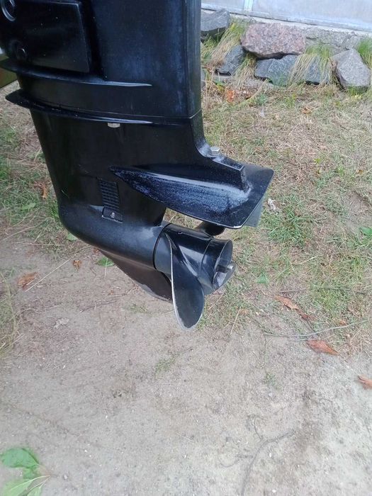 Продам моторний човен