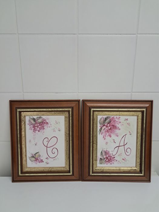 Conjunto de 2 quadros com moldura pintados à mão