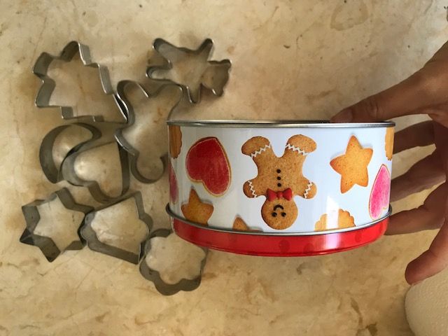 Caixa com 8 formas de natal para bolachas - nunca usadas