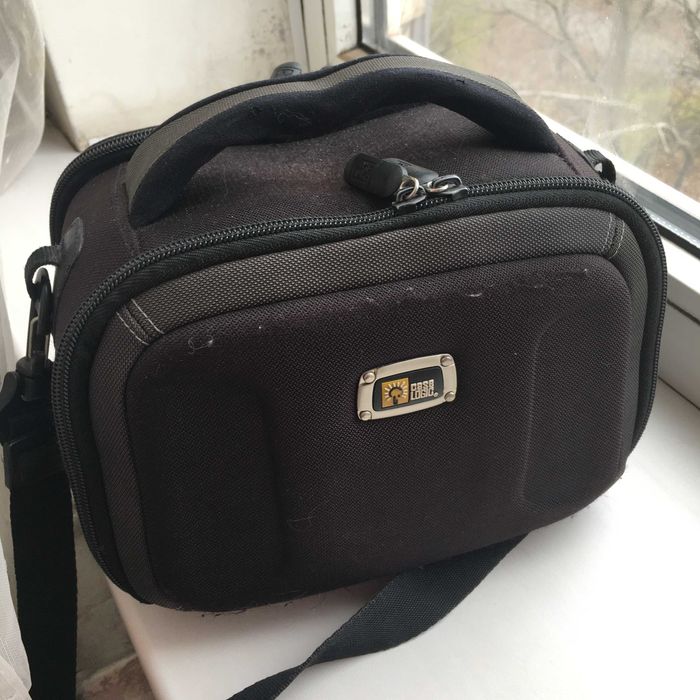 Sony a 57, Minolta 70-210 mm, Minolta 50 mm, спалах Meike 2 + сумка