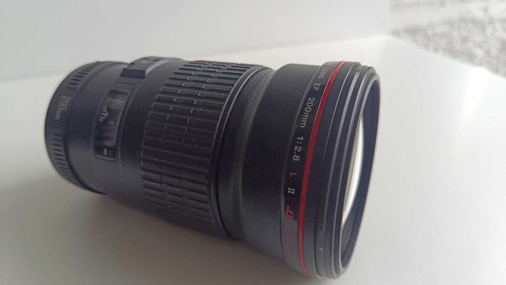 Canon EF 200 mm f/2.8  L USM II