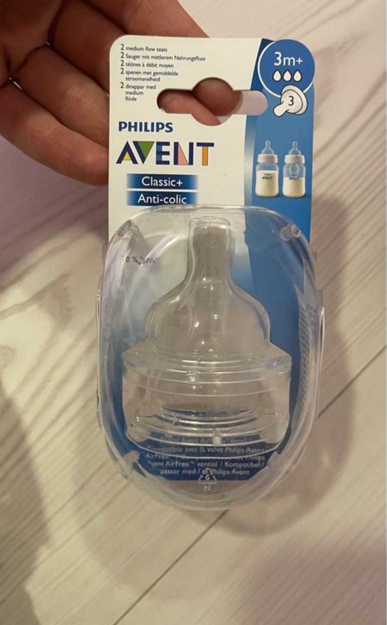 Соска силіконова avent anti-colic classic+ 3 отвори з 3 місяців 2 шт