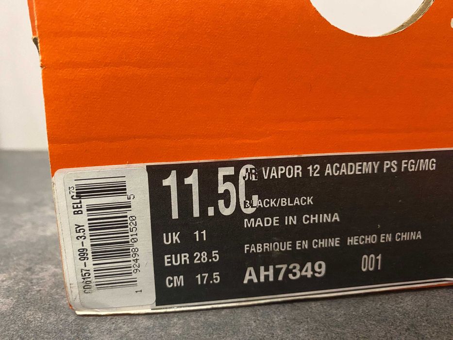 Nike korki dziecięce buty piłkarskie do nogi R. 28,5 - 18 cm wkładka