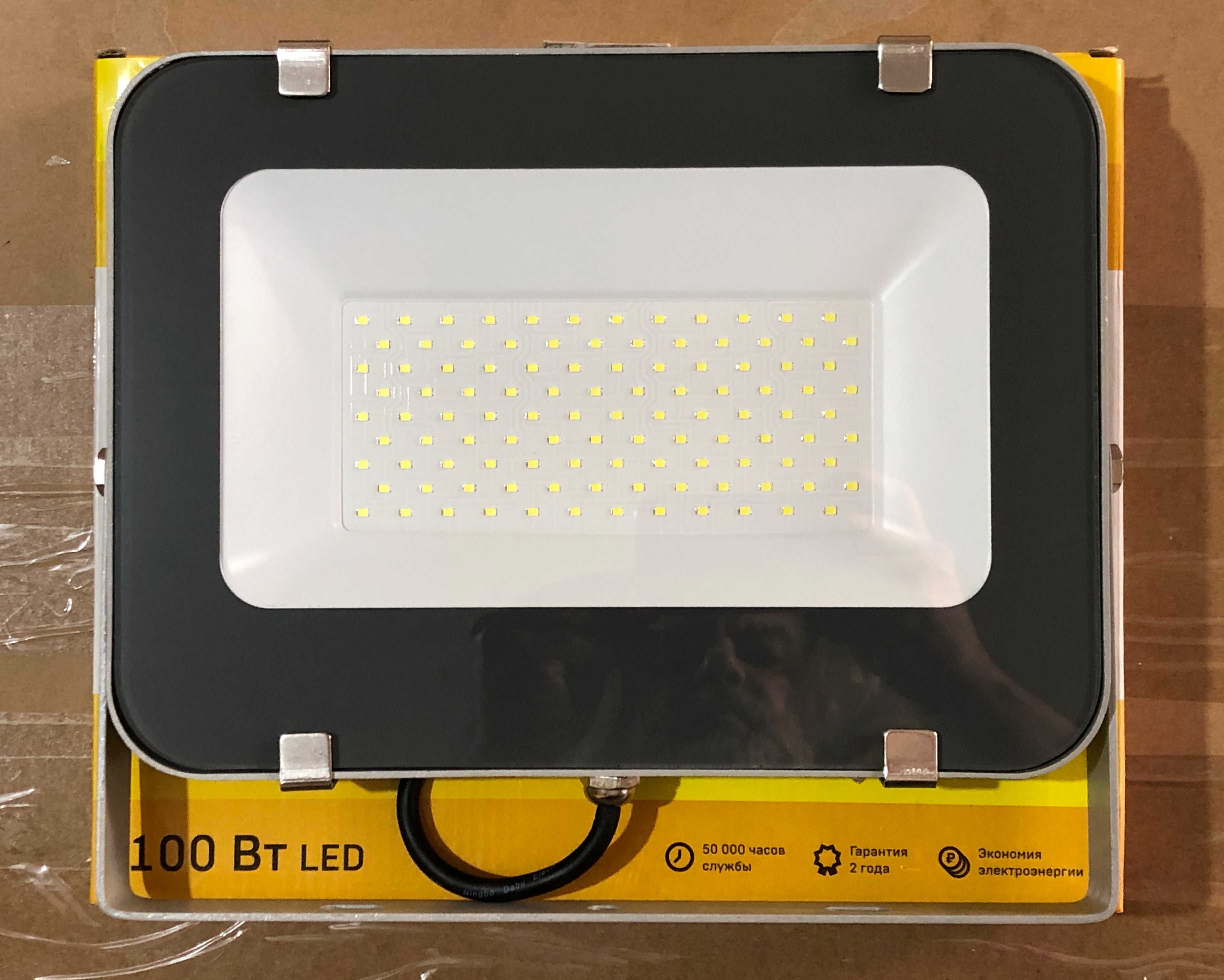 В продаже! LED прожектор iEK СДО 07-100