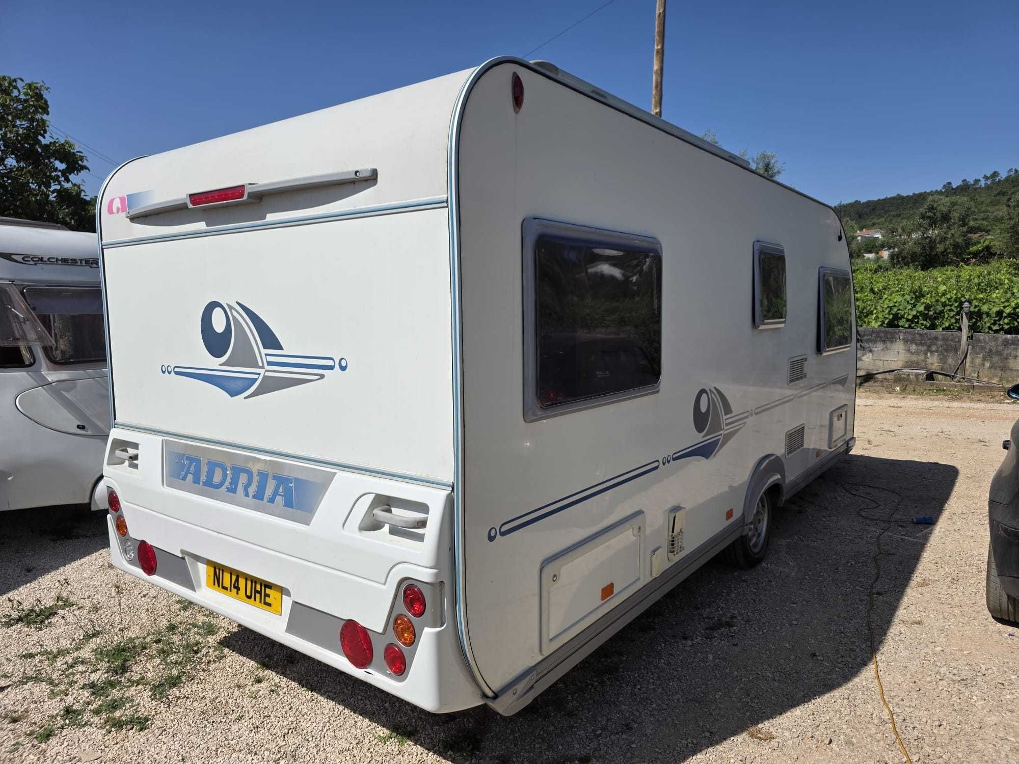 CARAVANA INGLESA ADRIA