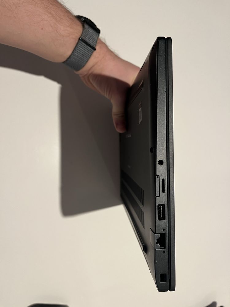 Dell Latitude 7490