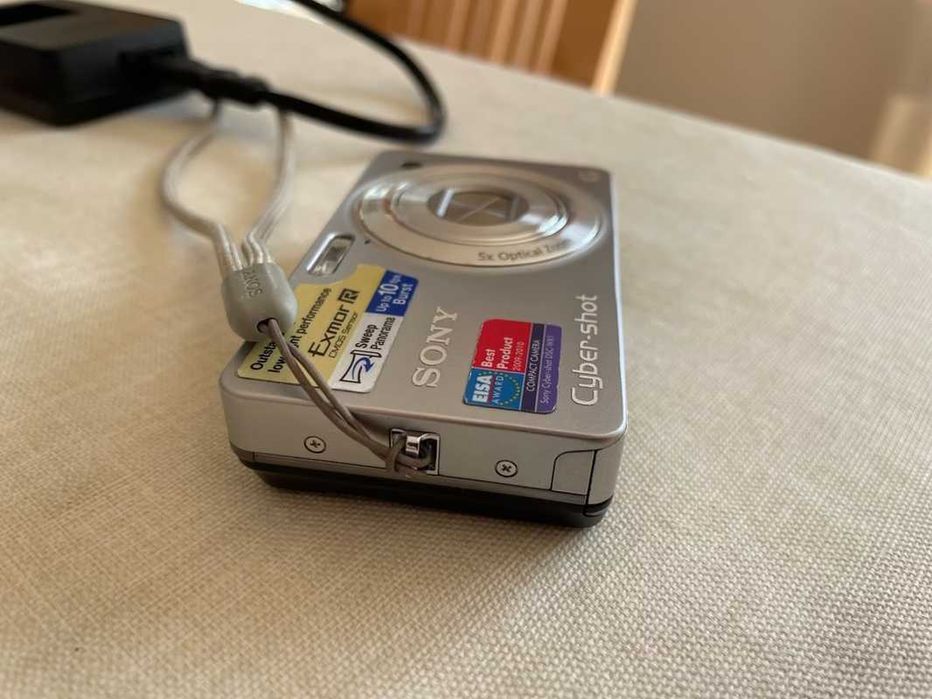 SONY Cyber-shot DSC-WX1 10.2 MP