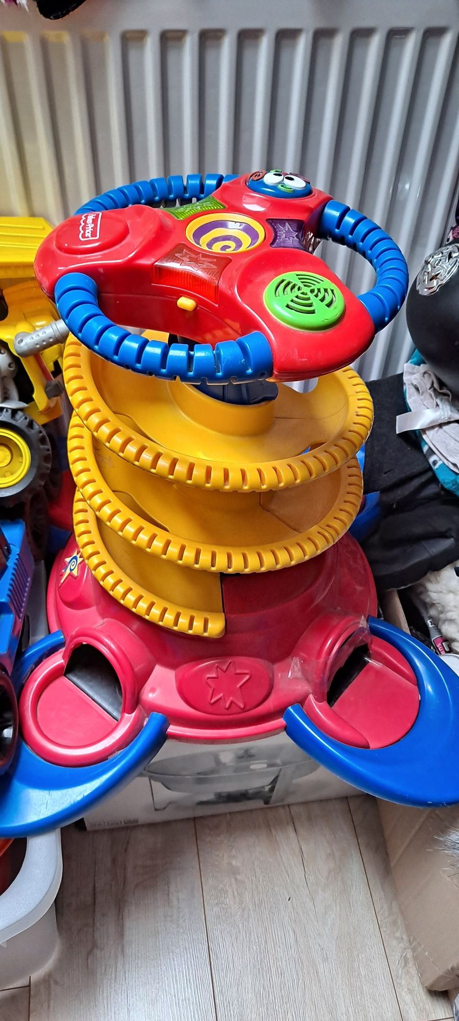 Sprzedam zjezdzalnie piłeczkowa fisher price