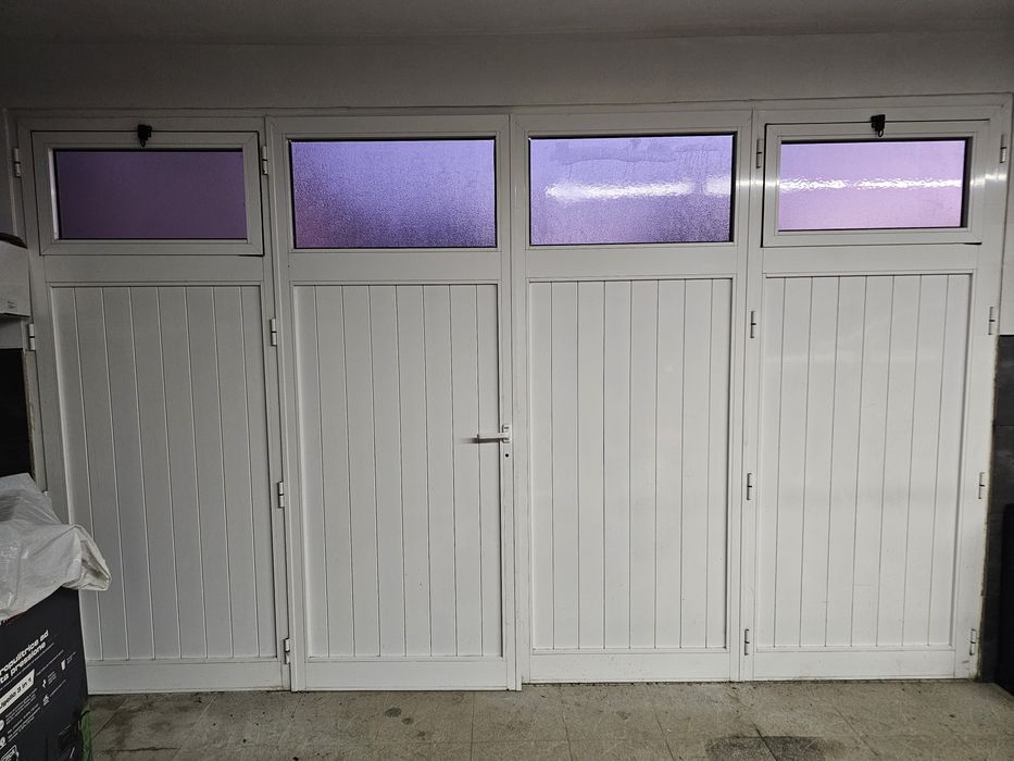 Portão aluminio branco 4 portas