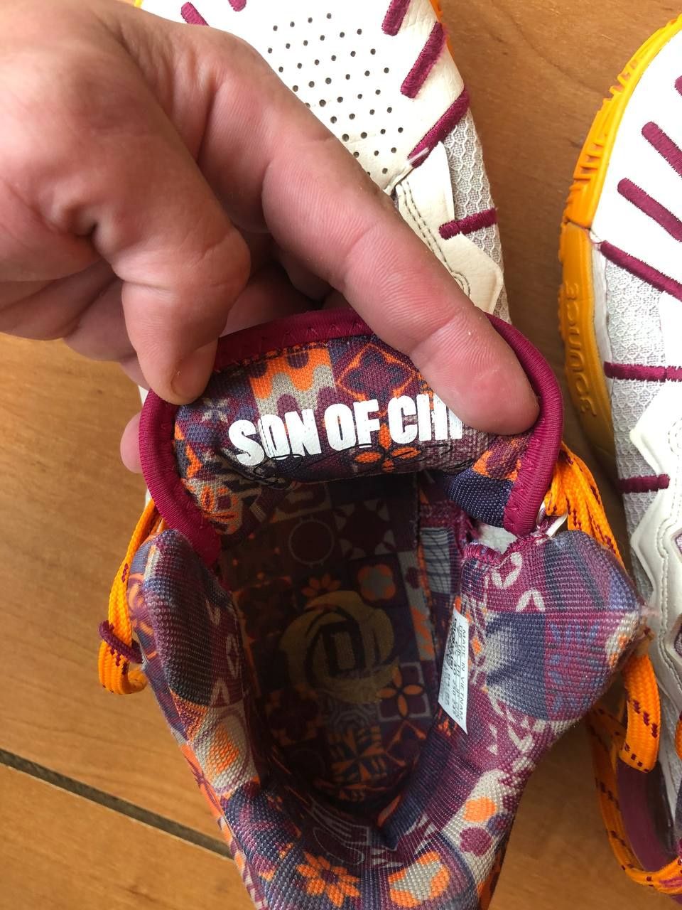 Кроссовки adidas son of chi