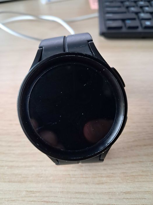 Samsung galaxy S24 ultra Galaxy Buds 2 Pro Galaxy Watch 5 Pro