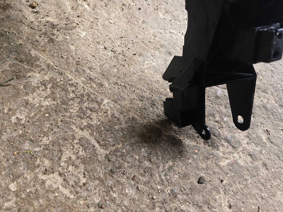 pas przód Mercedes A klasa A177