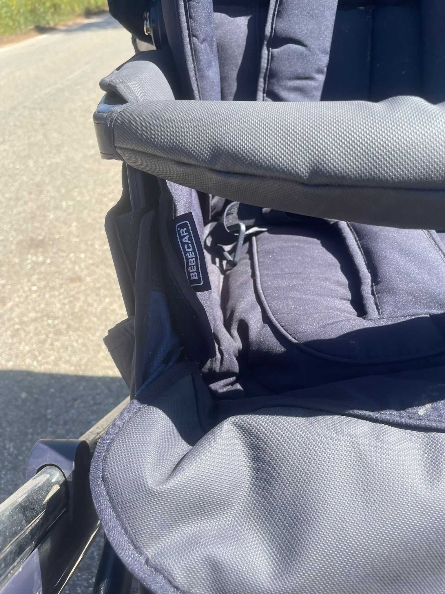Vendo carrinho de bebé para gémeos.