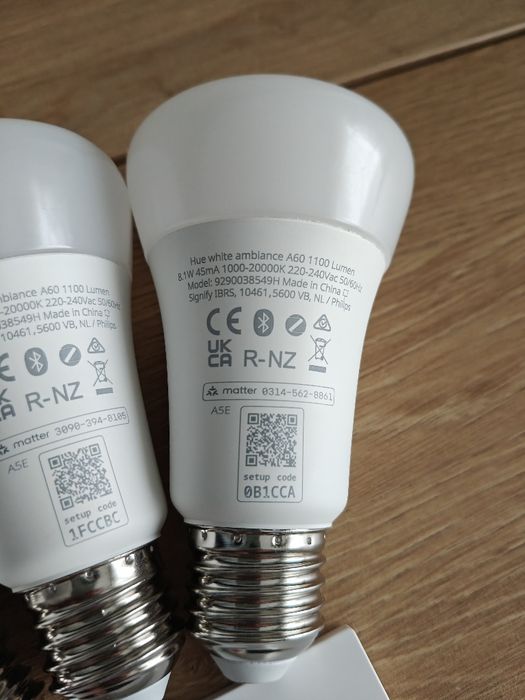 Sprzedam Nowy zestaw żarówek Hue white ambiance 8.1W matter