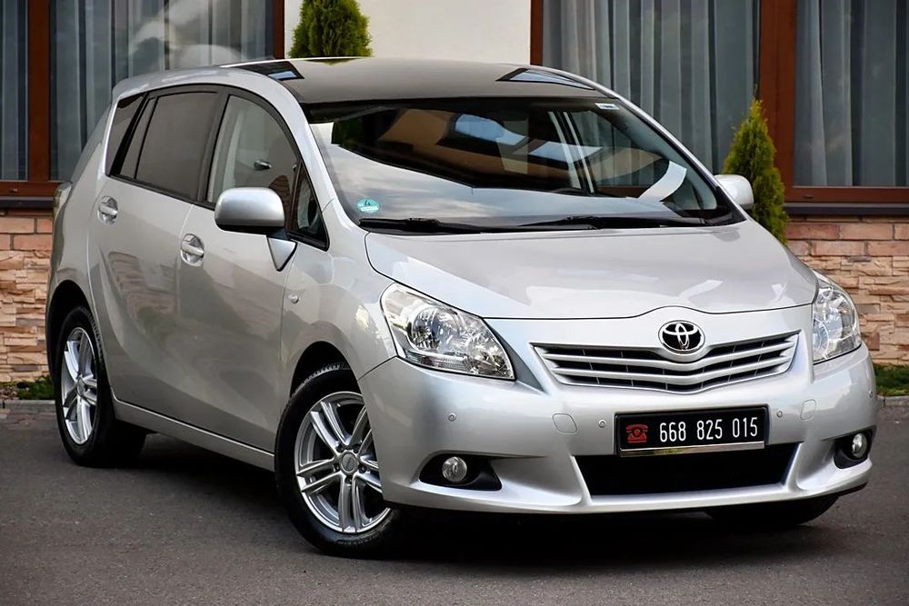 Toyota Verso 1.8 147 KM BENZYNA /* Super Zadbany * / Z Niemiec / WARTO !