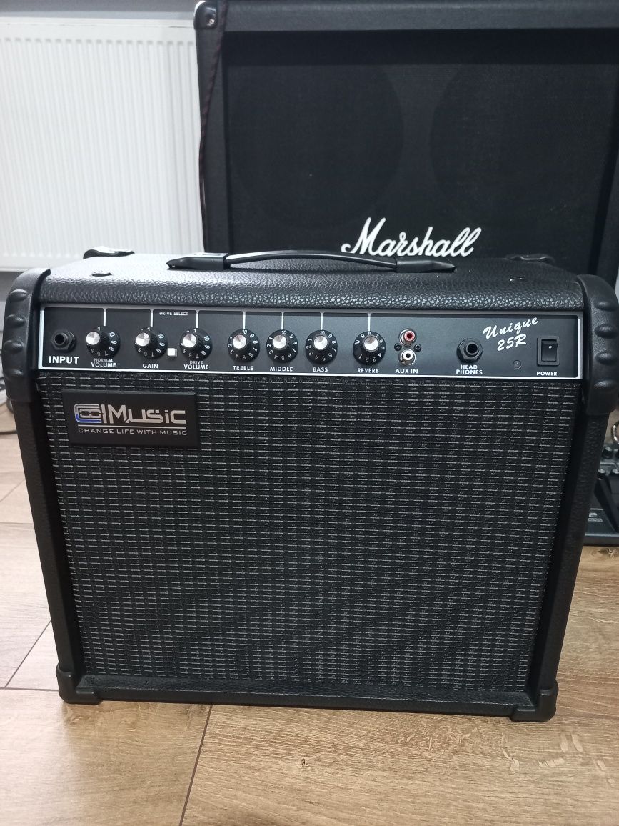 Wzmacniacz gitarowy 25w