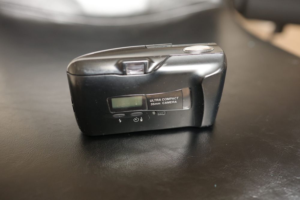 Olympus mju ii плівкова фотокамера