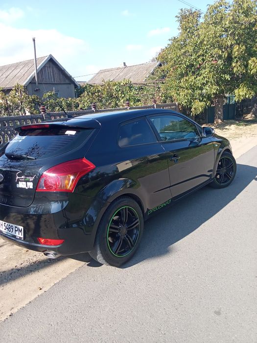Продам kia ceed 2010 г