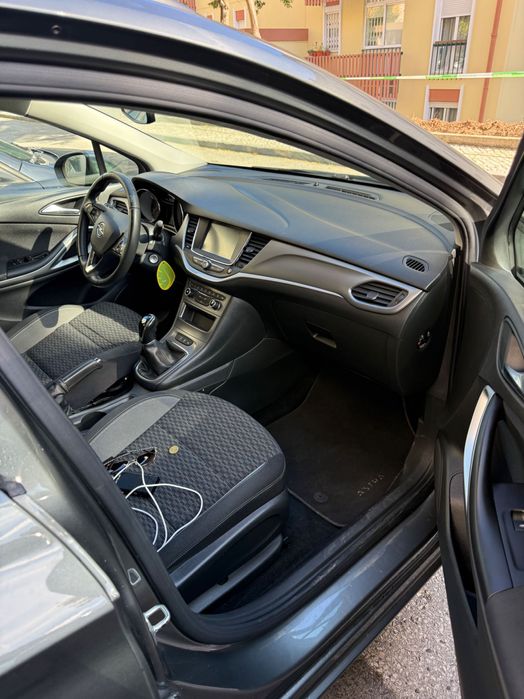 Opel Astra sport uber bolt