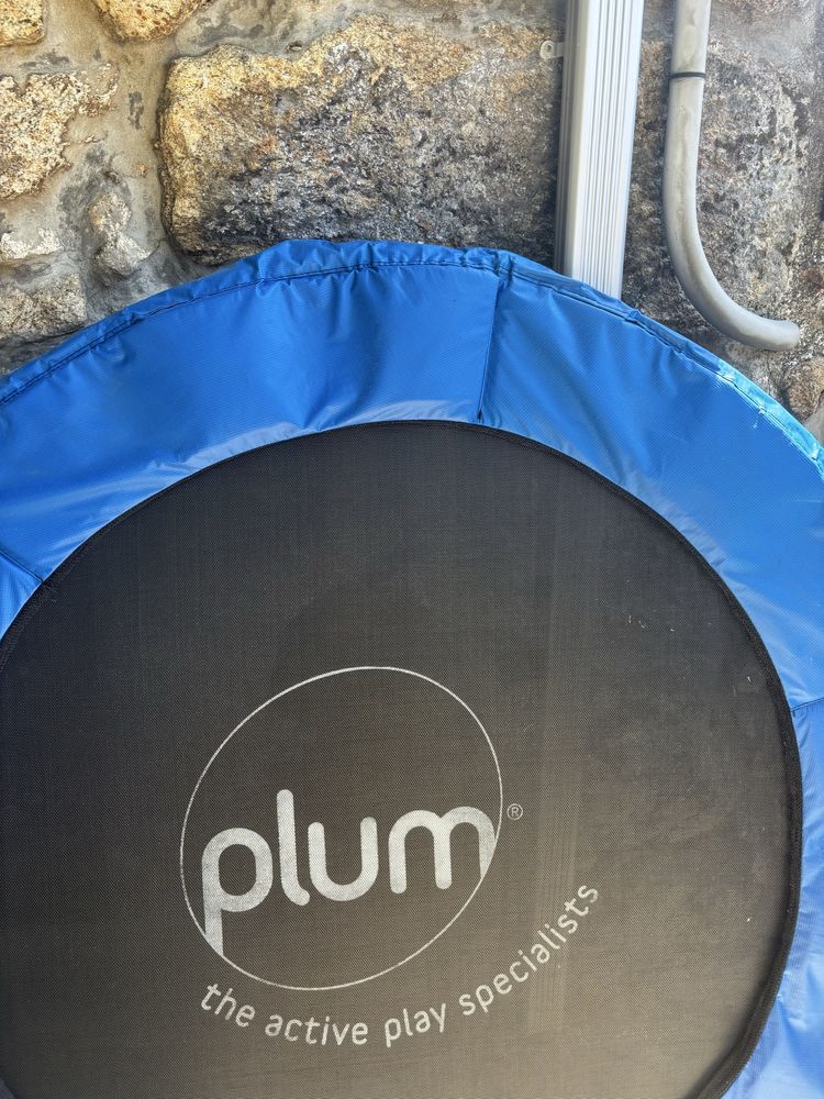 Trampolim PLUM com Rede de Segurança