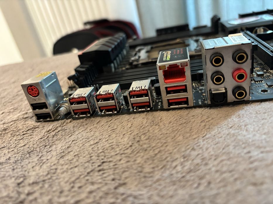 Материнская плата MSI X99S Gaming 7