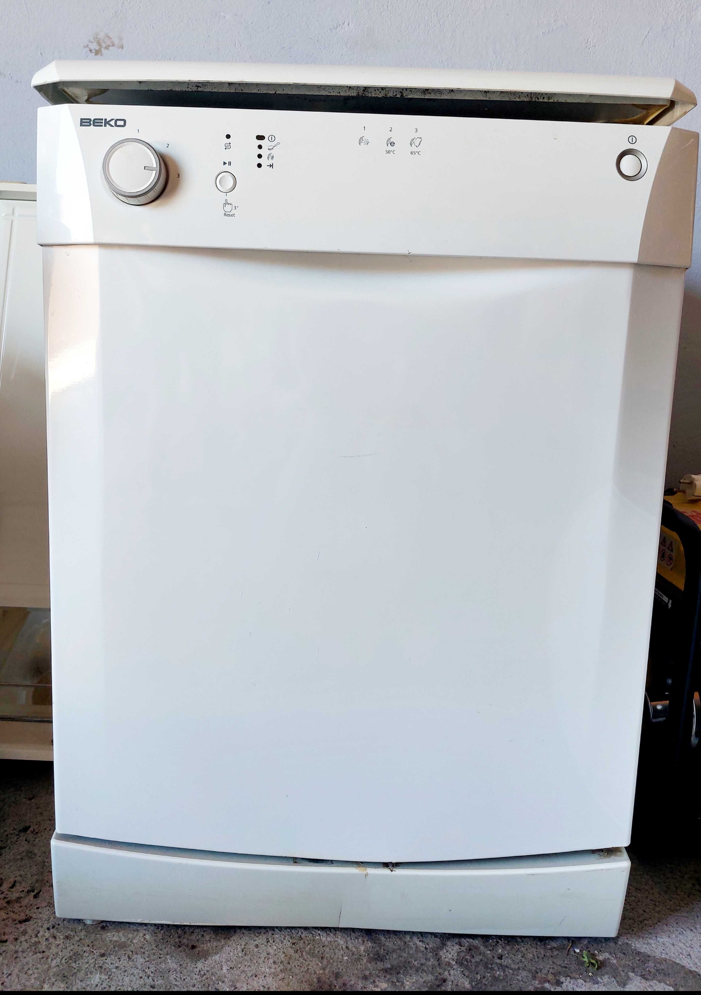Посудомийна машина Beko