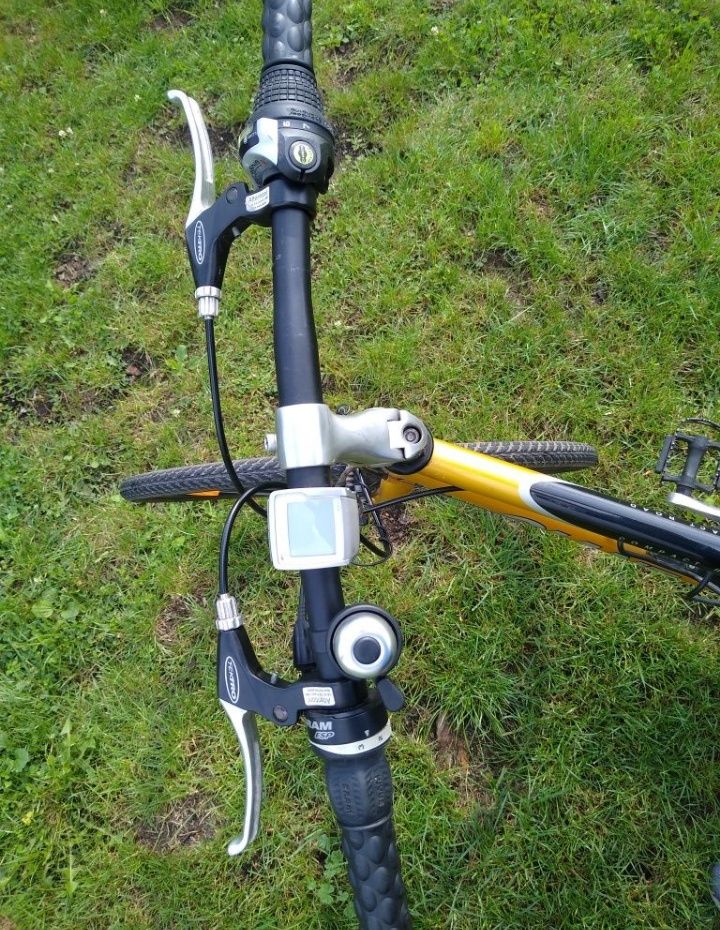 Rower trekkingowy aluminiowy Giant FCR koła 28 cali