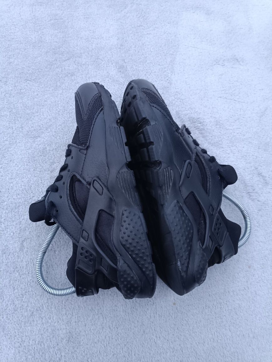 Женские кроссовки Nike Huarache р36
