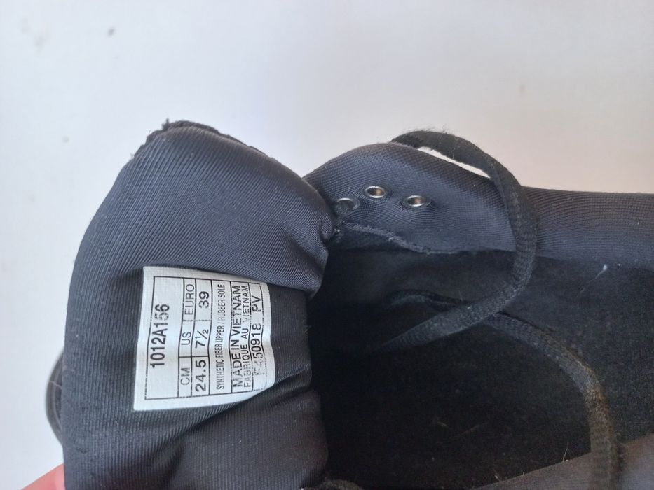 Кросівки бігові Asics Nimbus 21. 37,5р.стан чудовий,оригінал