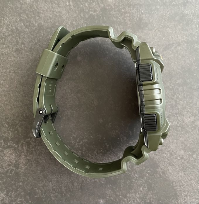 Годинник наручний  Casio AQ-S810W-3A новий оригінал сонячна батарея