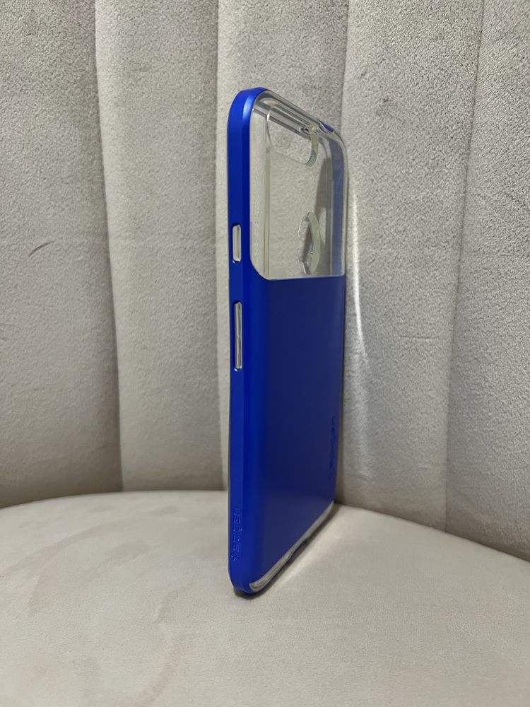 Nowe etui Spigen Neo Hybrid Crystal do Google Pixel XL