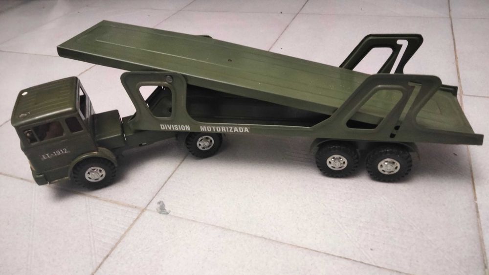 Miniatura Gorzan vintage anos 70