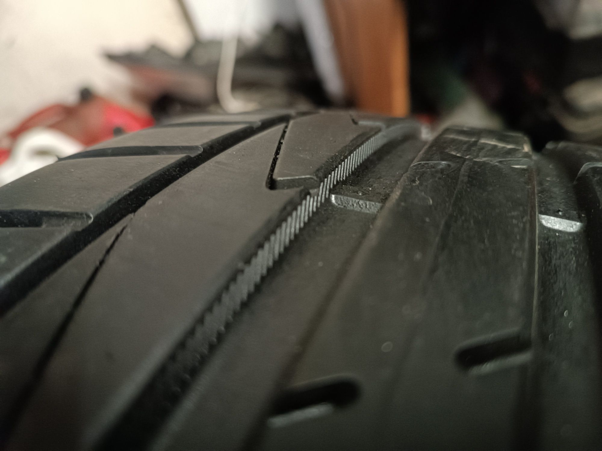 Sprzedam Oponę pojedynczą 225/45 r17 Hankook