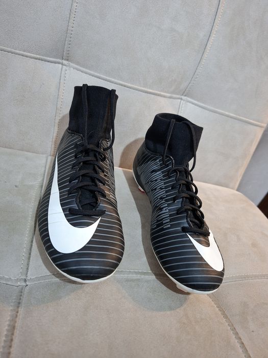 Футбольні копи Nike