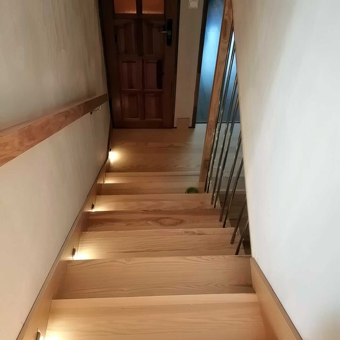 Schody drewniane na wymiar 1 stopień